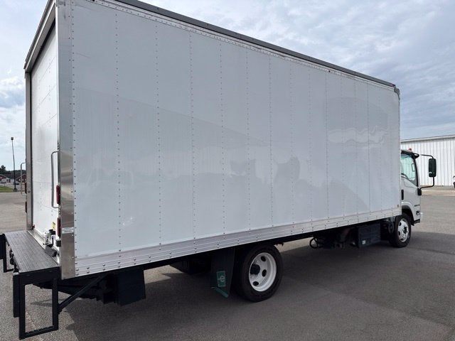 2022 Isuzu NRR Box truck