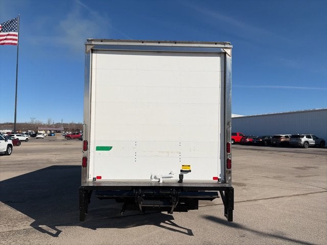 2022 Isuzu NRR Box truck