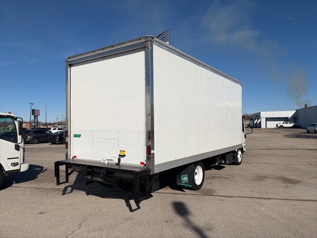 2022 Isuzu NRR Box truck