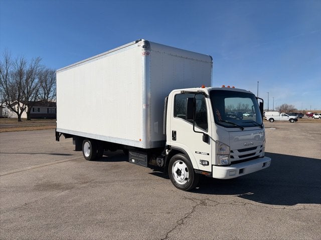 2022 Isuzu NRR Box truck