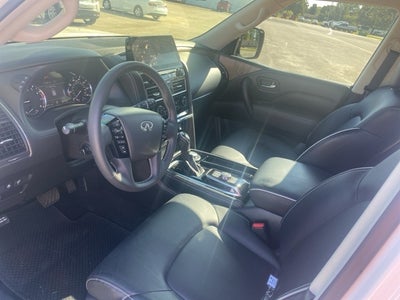 2024 INFINITI QX80 Premium Select