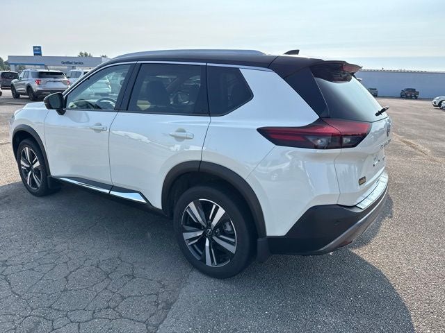 2023 Nissan Rogue SL