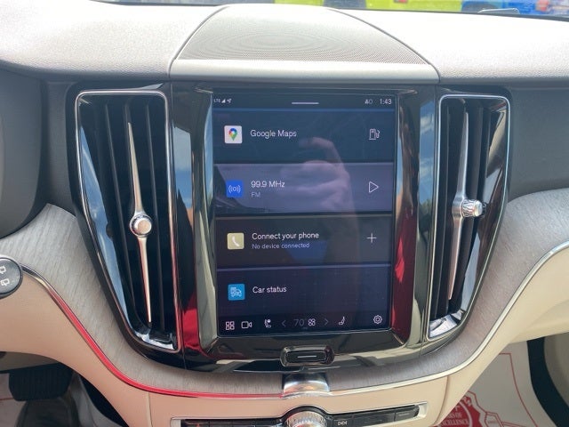 2023 Volvo XC60 B5 Plus Bright Theme